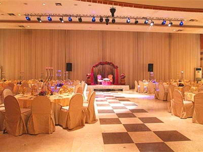 Quality Inn Tripoli Экстерьер фото